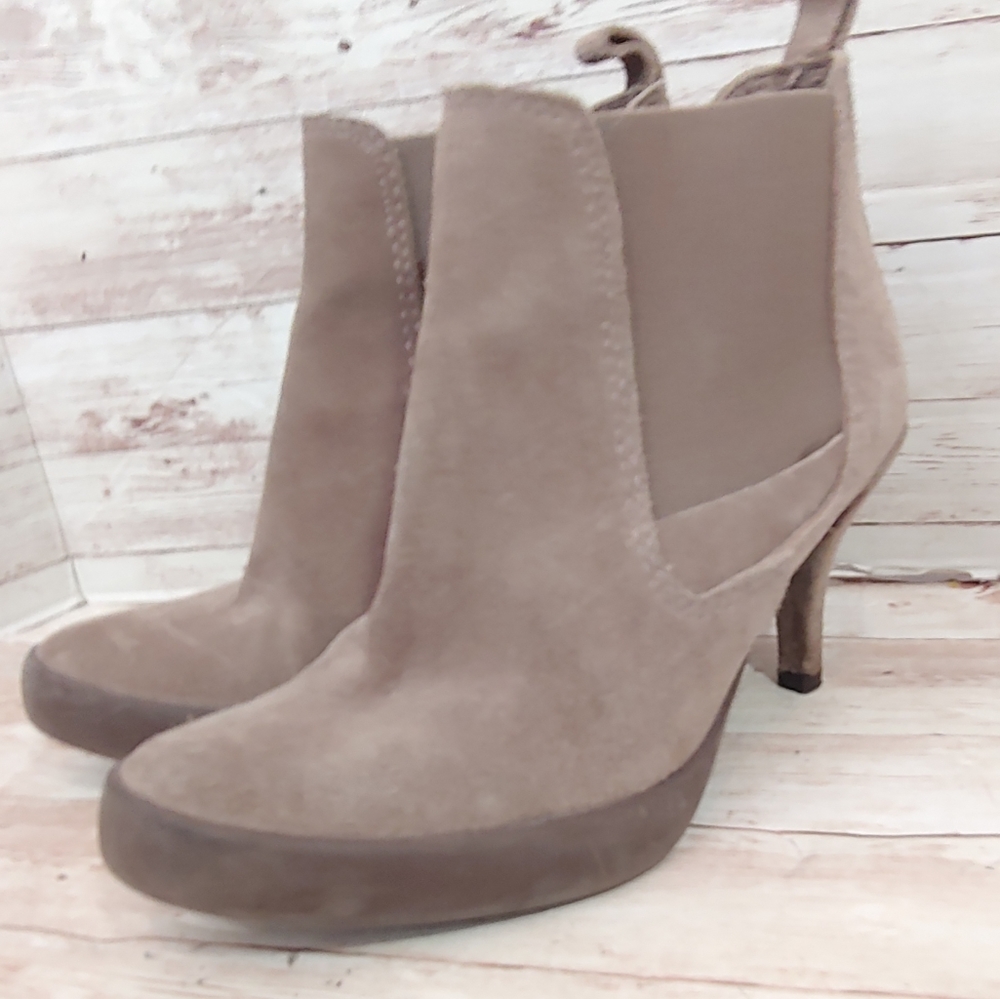 Pedro Garcia Taupe Suede Ankle Booties - Picture 3 of 16
